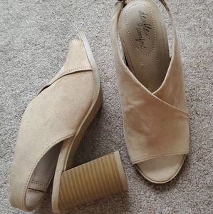 Dexflex comfort womens sandals sz5 tan new